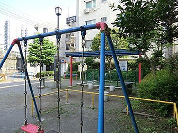 【周辺】周辺環境:みどり児童公園