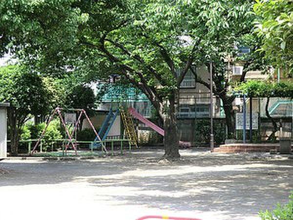 【周辺】新宿東児童公園