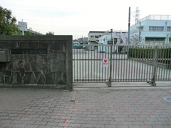 【周辺】横浜市立矢向中学校まで101m