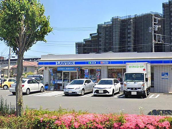 【周辺】ローソン長津田みなみ台店まで1343m、玄海田公園の入口近くにあるコンビニです