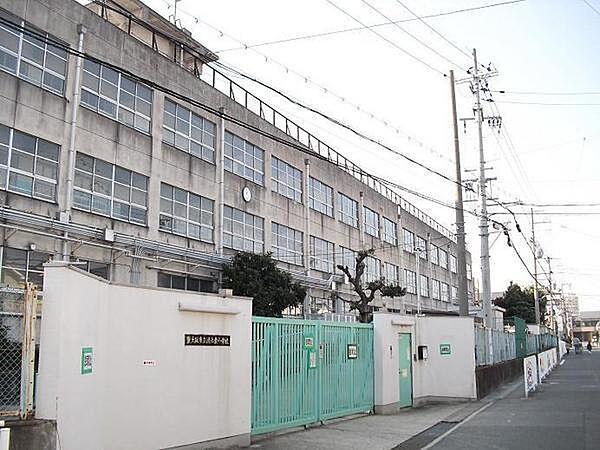 【周辺】東大阪市立鴻池東小学校まで996m