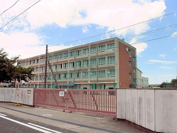 【周辺】名古屋市立豊が丘小学校まで550m