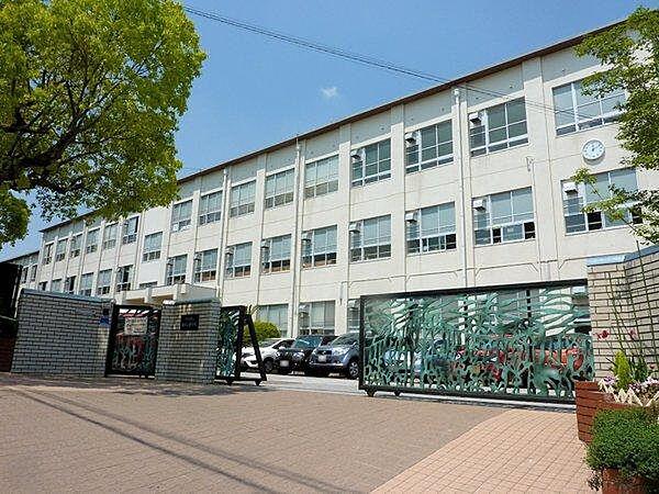【周辺】名古屋市立御幸山中学校まで40m