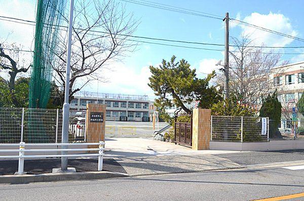 【周辺】名古屋市立御器所小学校まで730m