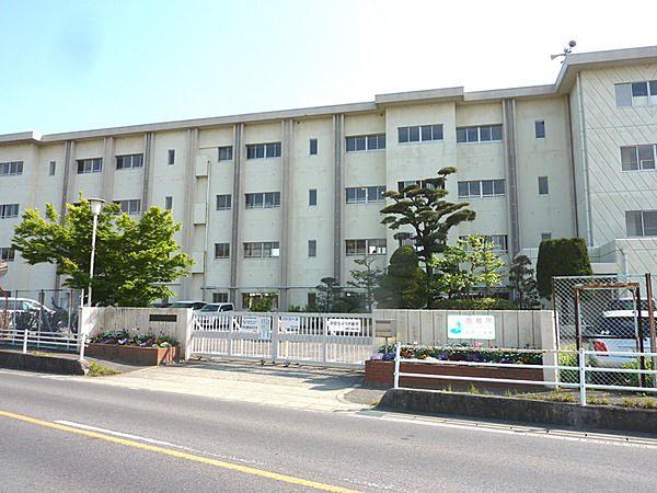 【周辺】東郷町立音貝小学校まで1200m