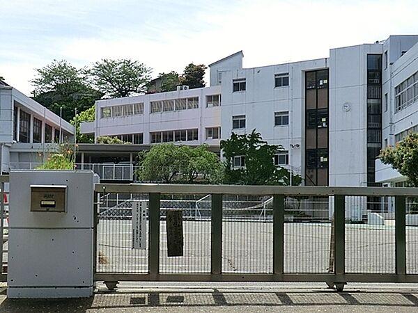 【周辺】鎌倉市立第一中学校まで1200m