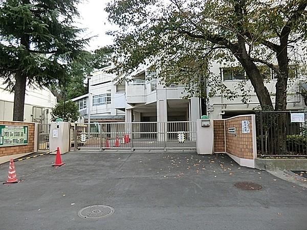 【周辺】横浜市立初音が丘小学校まで672m