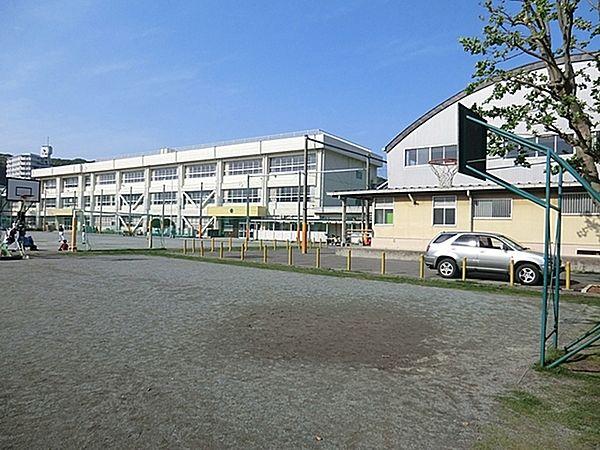 【周辺】横須賀市立大楠小学校まで2100m