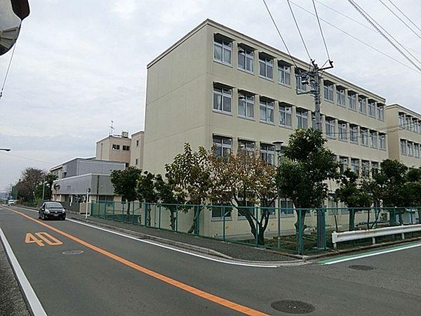 【周辺】横浜市立上郷小学校まで400m