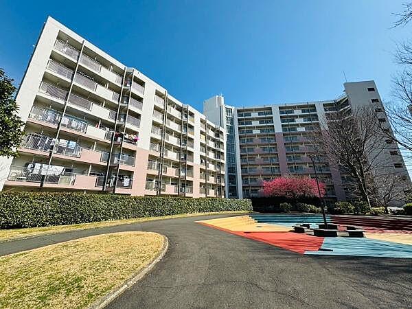 【外観】横浜市住宅供給公社分譲のドリームハイツ！最上階南向きのお部屋を新規フルリノベーション！