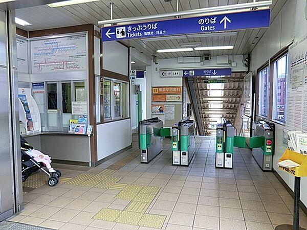 【周辺】平沼橋駅(相鉄 本線)まで560m