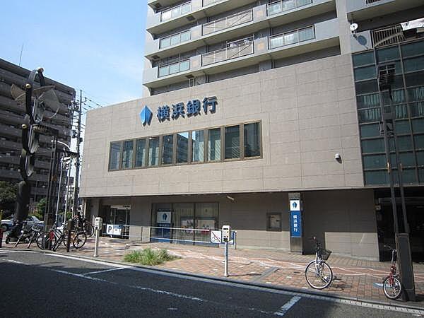 【周辺】横浜銀行阪東橋支店まで823m