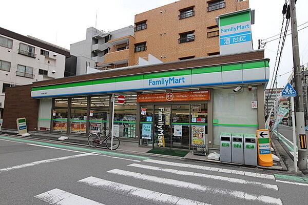【周辺】ファミリーマート横浜新川町店まで329m