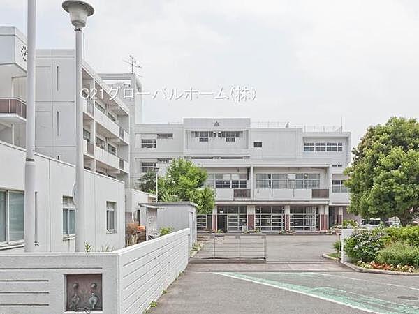 【周辺】横浜市立栗田谷中学校まで700m