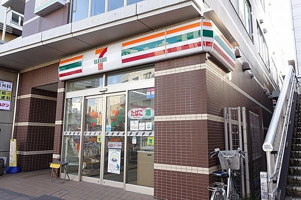 【周辺】セブンイレブン横浜反町駅前店まで400m