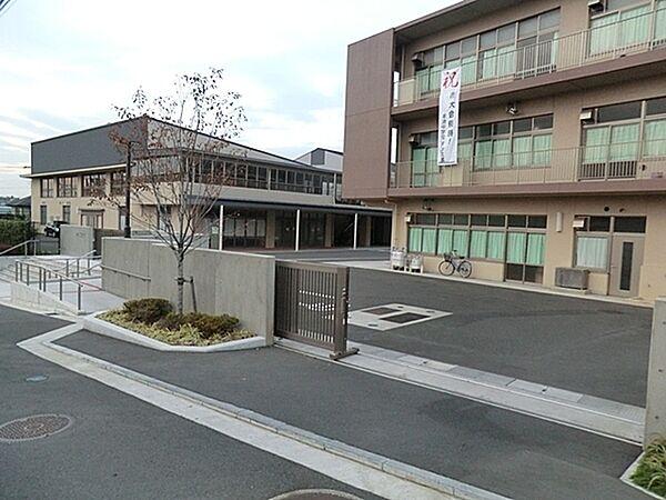 【周辺】横浜市立早渕中学校まで550m