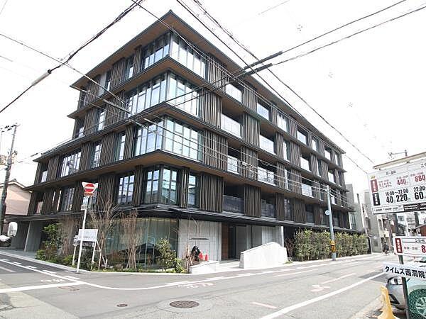 【外観】■令和4年8月建築の新しいマンションです。デザイン性に優れた外観です。