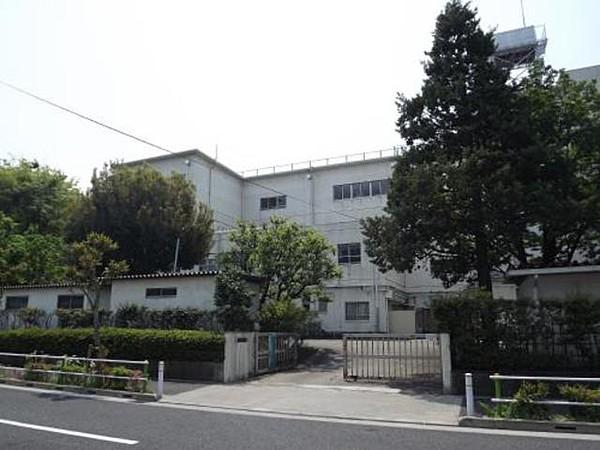 【周辺】板橋区立高島第六小学校 177m