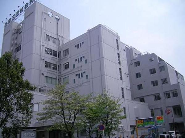 【周辺】板橋区医師会病院 769m
