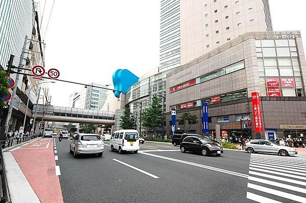 【周辺】上大岡駅(京急 本線)まで1219m、上大岡駅は京急本線と横浜市営地下鉄ブルーラインの複数路線の駅になります。商業施設も多く、買い物にもとても便利です。