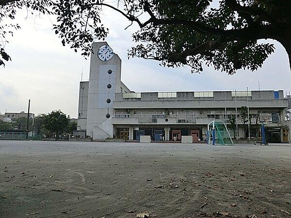 【周辺】横浜市立南太田小学校まで641m、大正10年3月創立　学校教育目標「大きく育てかしわの木のように」