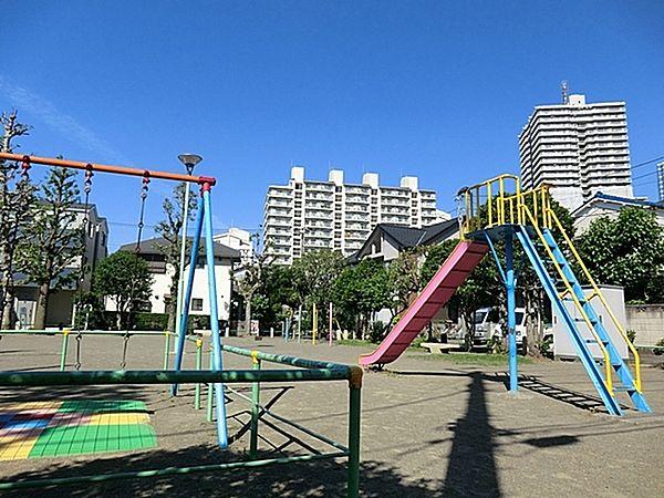 【周辺】塚越第二公園まで296m、小さいお子さんも楽しく遊べる遊具もあるので子育て世代も嬉しいですね