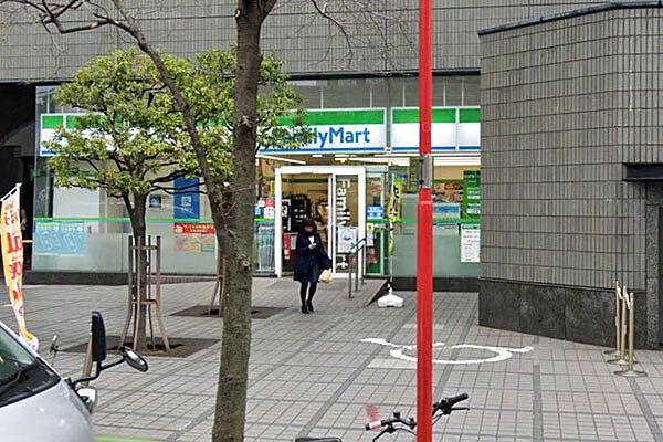 【周辺】ファミリーマート三田一丁目店まで110m