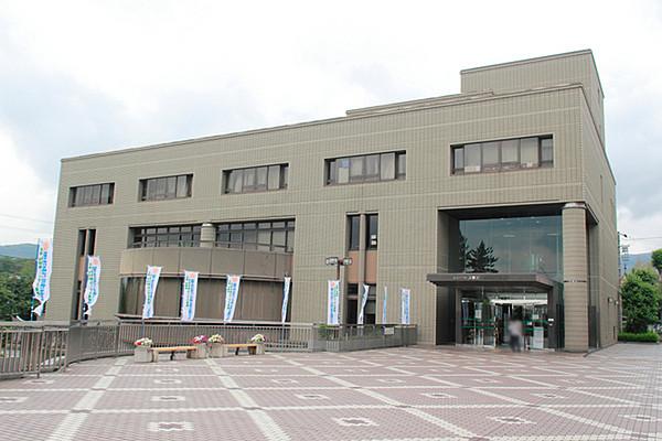 【周辺】長岡京市立図書館まで1235m