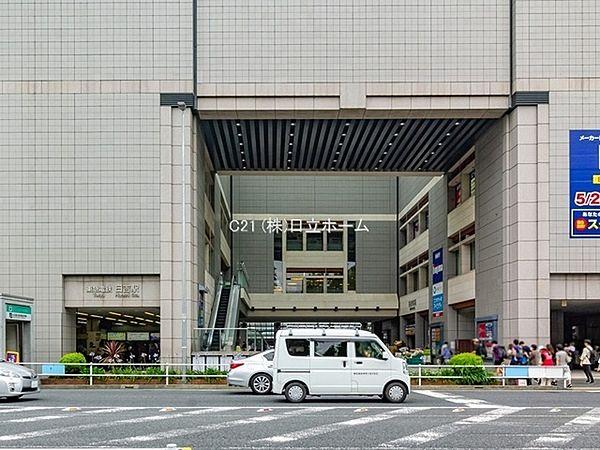 【周辺】日吉駅(東急 東横線)まで1563m、東急東横線・目黒線と横浜市営地下鉄グリーンラインが乗り入れている。渋谷や新宿、横浜駅の両方面に出やすい人気エリア