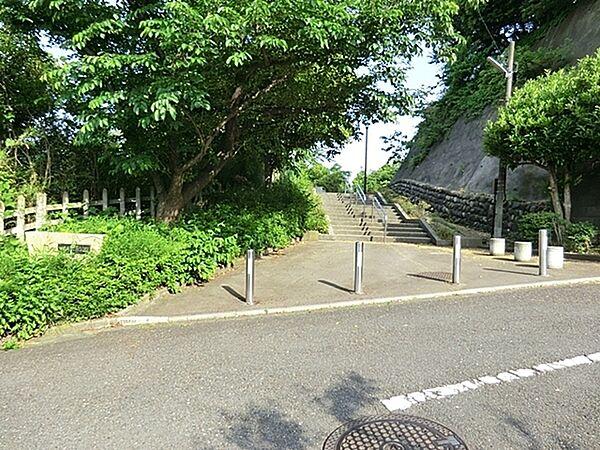 【周辺】六浦第五公園まで1022m、並木天満宮も近くにあります