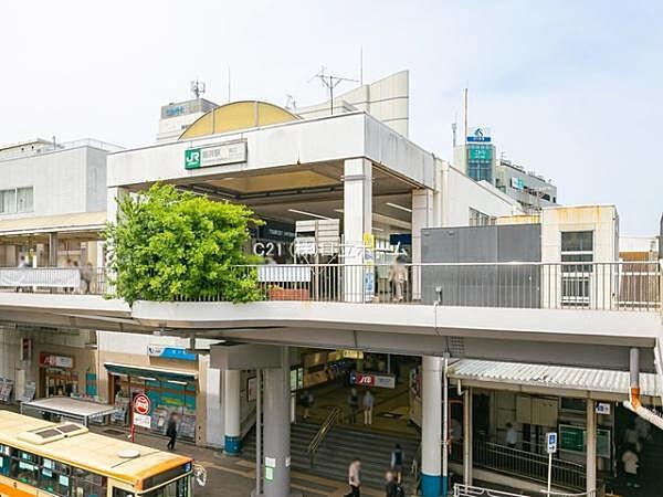 【周辺】東海道本線「藤沢」駅まで1588m、駅周辺は湘南地方でも随一の繁華街で、百貨店や大型スーパーが林立する他、数多くの商店や飲食店が並ぶ商店街も各方向にある。