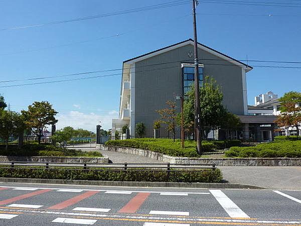 【周辺】豊田市立童子山小学校まで1712m