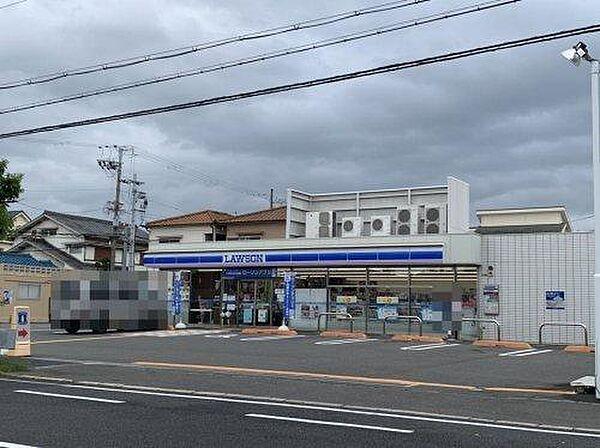 【周辺】ローソン岸和田加守町三丁目店まで352m
