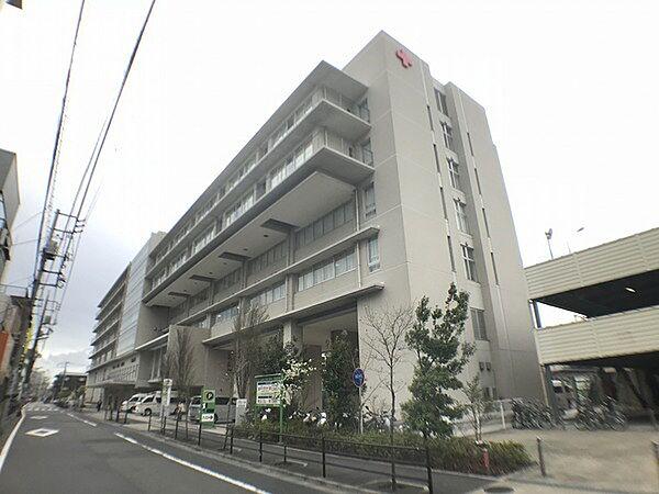 【周辺】日本赤十字社東京都支部大森赤十字病院まで950m