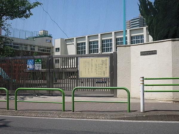 【周辺】大田区立入新井第一小学校まで175m