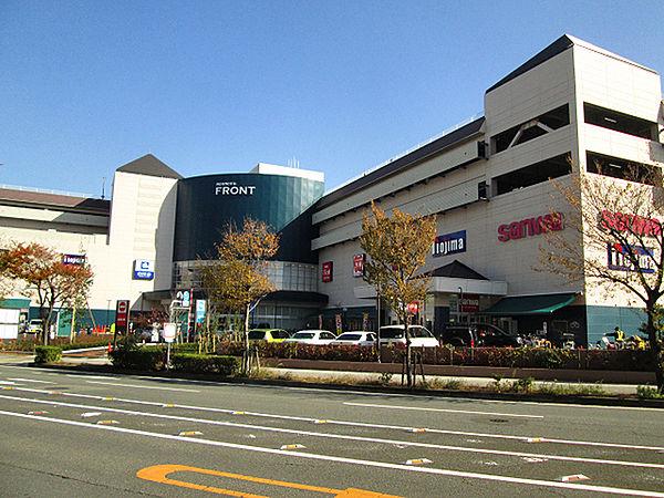 【周辺】本牧フロントまで1303m、スーパー「sanwa」・ホームセンター「コーナン」・家電「nojima」などが入ったショッピングセンターです！