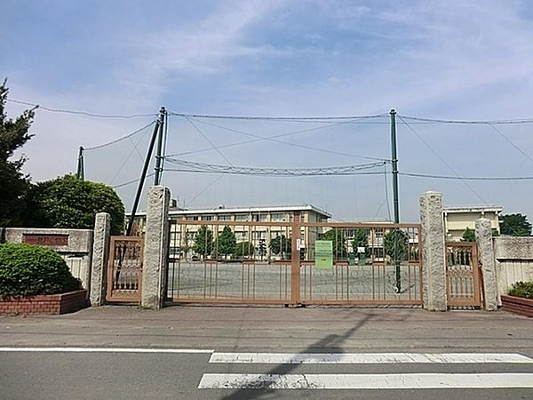 【周辺】川崎市立登戸小学校まで647m