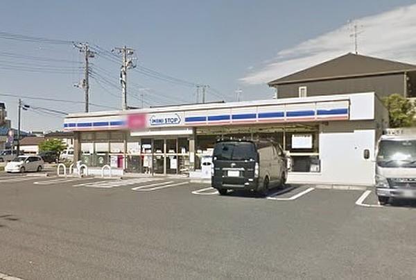 【周辺】ミニストップ木更津富士見店まで526m