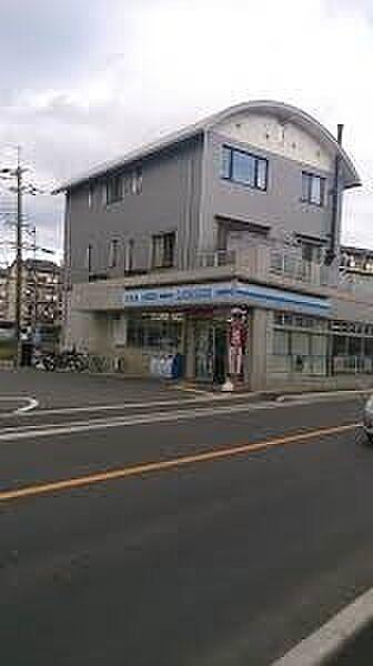 【周辺】ローソン京都医療センター前店まで781m