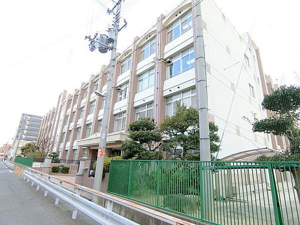 【周辺】大阪市立柏里小学校まで601m