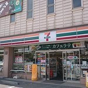 【周辺】セブンイレブン横浜戸塚町日之出橋店まで678m