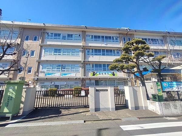 【周辺】川崎市立渡田中学校まで1320m