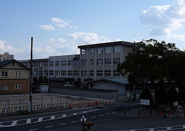 【周辺】姫路市立山陽中学校まで1607m