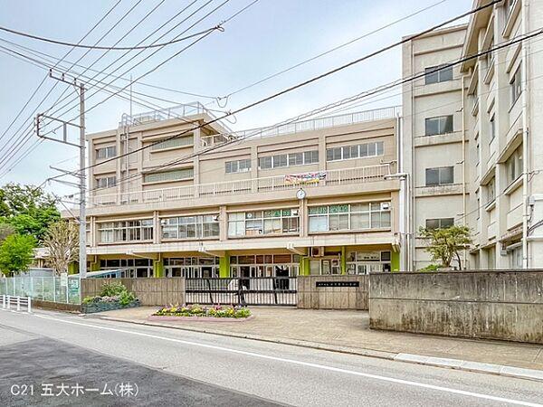 【周辺】松戸市立六実第三小学校まで250m、撮影日:2022/05/09