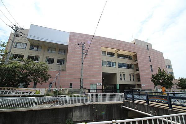 【周辺】川崎市立東生田小学校まで1074m