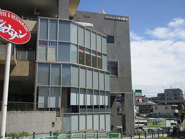 【周辺】板橋区立成増図書館まで663m