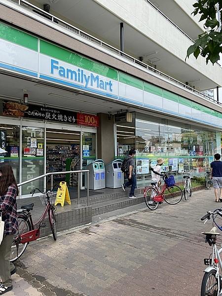 【周辺】ファミリーマート城東鴫野西店まで262m