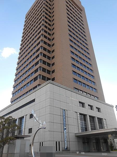 【周辺】東大阪市役所まで688m