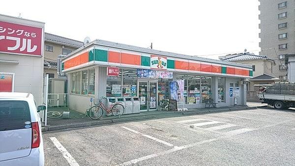 【周辺】サンクス小金井東八通り店まで63m、徒歩約1分