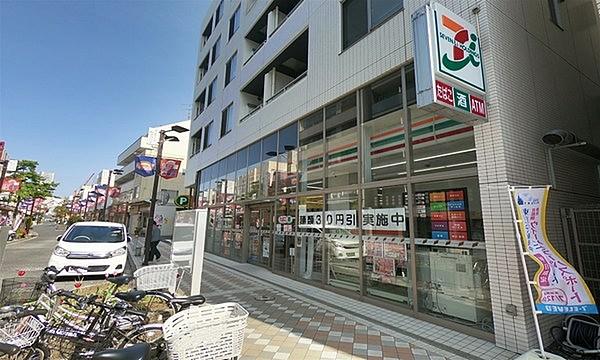 【周辺】セブンイレブン横浜藤棚商店街店まで241m、 営業時間：24時間　定休日：なし
